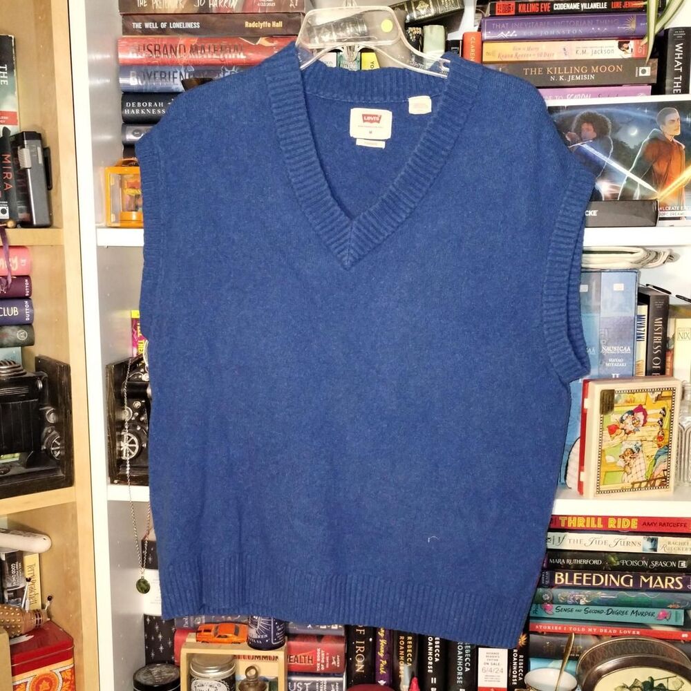 Levi-s Men's Blue and Navy Gilet